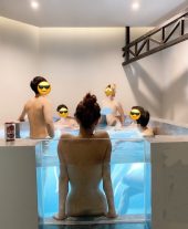 超多正妹環繞，修竿到腿軟